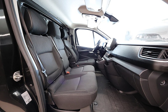 Nissan Primastar 11 of 18