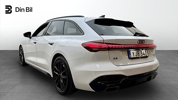 Audi A5 3 of 24