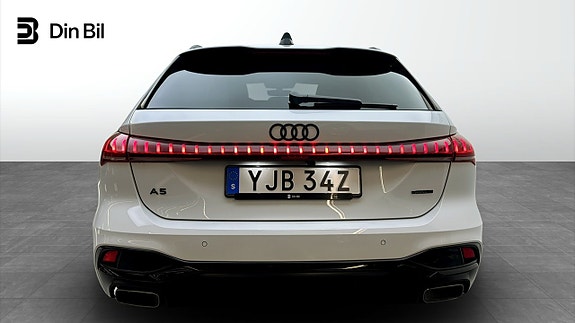 Audi A5 5 of 24
