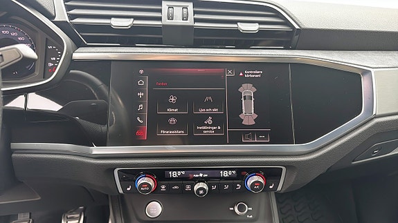 Audi Q3 9 of 22