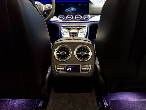 Mercedes-Benz AMG GT Coupe 24 of 30
