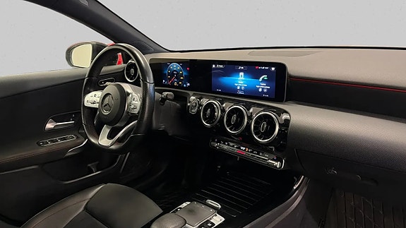 Mercedes-Benz A180 d 16 of 16