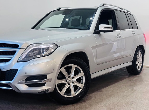 Mercedes-Benz GLK220 3 of 5