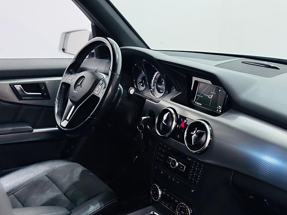 Mercedes-Benz GLK220 5 of 5