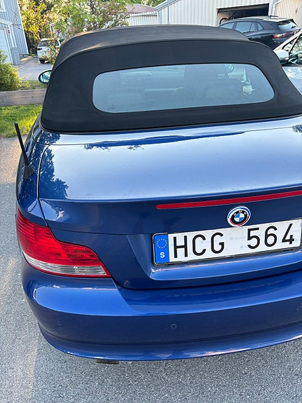 BMW 118i 4 of 5