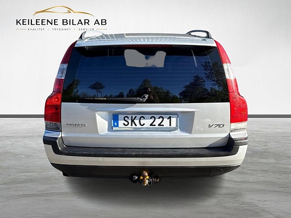 Volvo V70 6 of 19