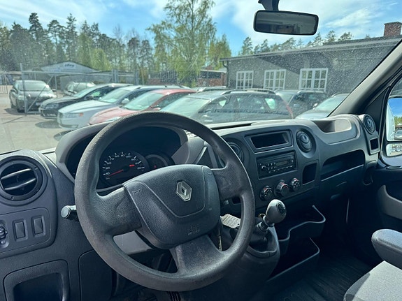 Renault Master 2 of 5