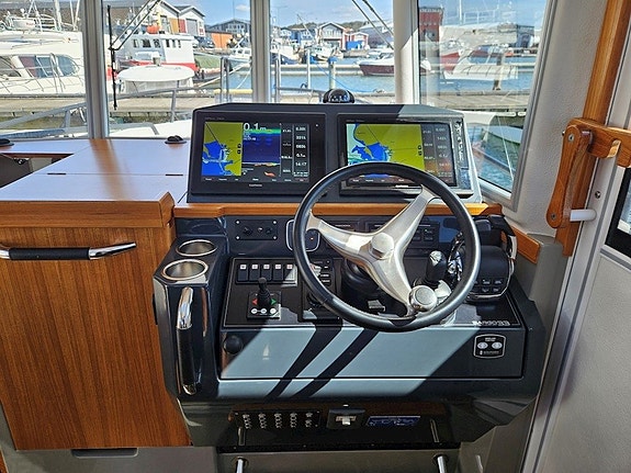 Sargo 33 - 2 x VP D4 300 21 of 30