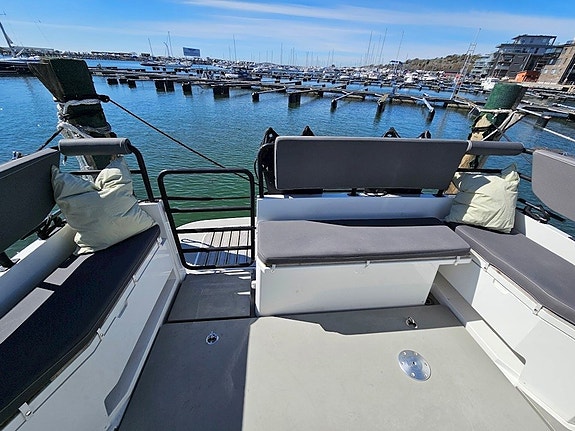 Sargo 33 - 2 x VP D4 300 28 of 30