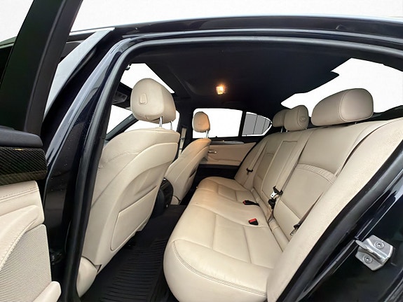 BMW 520 14 of 30