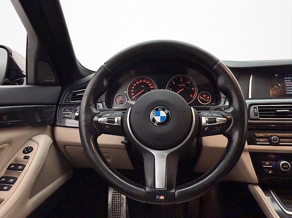 BMW 520 10 of 30
