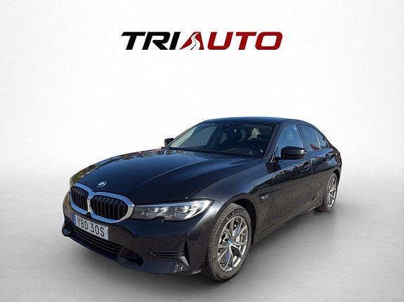 BMW 330e