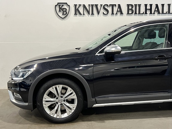 Volkswagen Passat Alltrack 27 of 28
