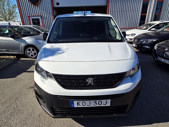 Peugeot Partner 3 of 5
