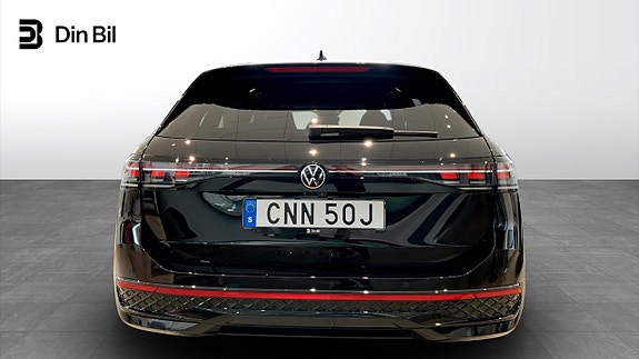 Volkswagen Passat 4 of 5