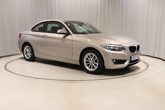 BMW 220d 3 of 9