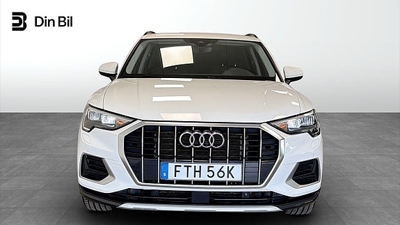 Audi Q3 4 of 5