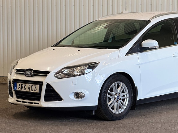 Ford Focus 3 of 5