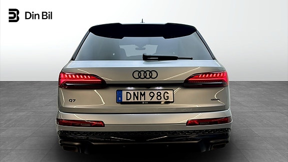 Audi Q7 5 of 5