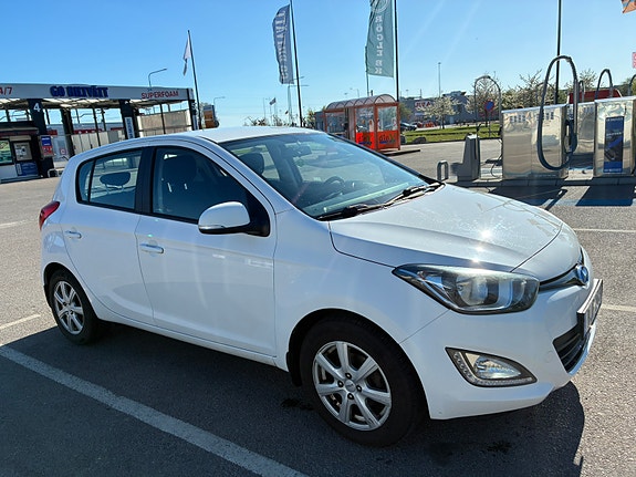 Hyundai i20 4 of 5