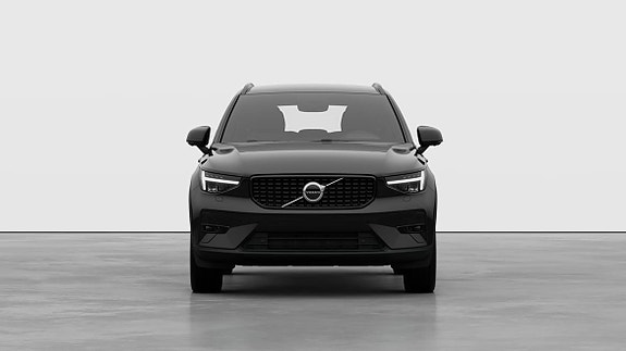 Volvo XC40 5 of 5
