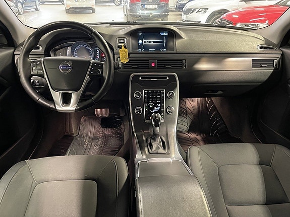 Volvo XC70 6 of 9