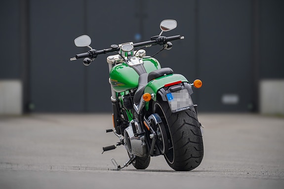 Harley-Davidson Breakout 6 of 10