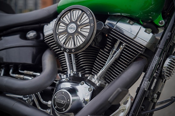 Harley-Davidson Breakout 4 of 10