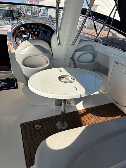 Cranchi 33 Endurance 2 X Volvo Penta KAD300 med vagn 15 of 15