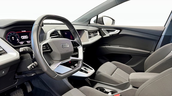 Audi Q4 e-tron 7 of 13
