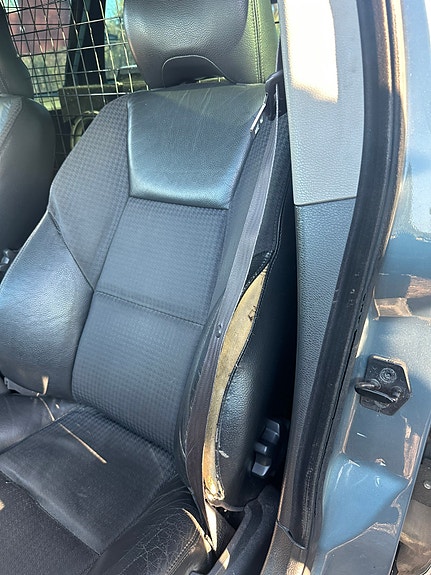 Volvo V70 7 of 7