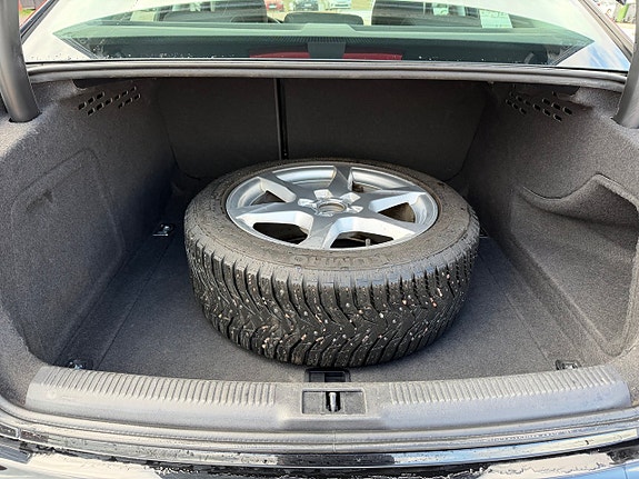 Audi A4 9 of 9