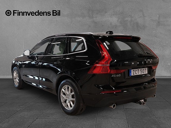 Volvo XC60 3 of 5