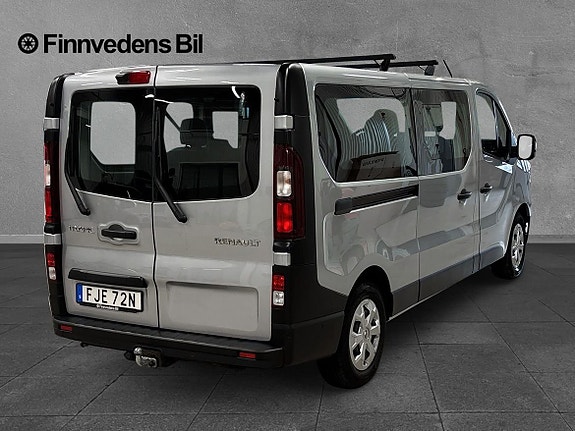 Renault Trafic 4 of 8