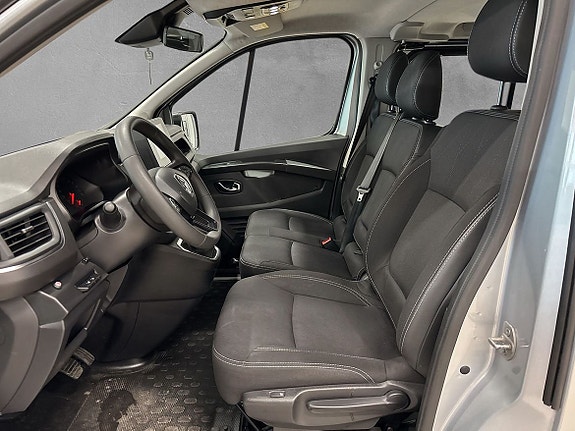 Renault Trafic 5 of 8