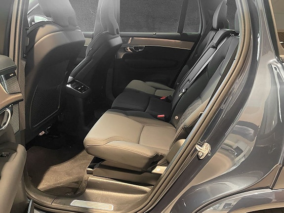Volvo XC90 5 of 5