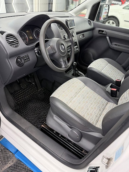 Volkswagen Caddy 10 of 11