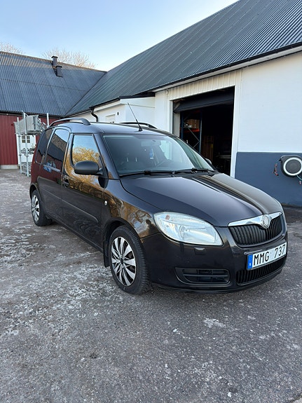 Skoda Roomster 3 of 5