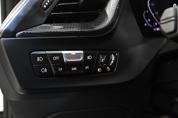 BMW 118i 27 of 28