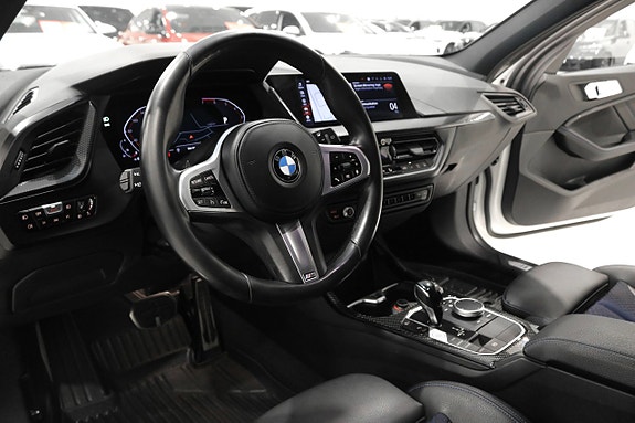 BMW 118i 10 of 28