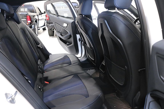 BMW 118i 17 of 28