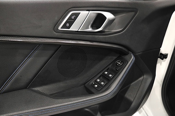 BMW 118i 28 of 28