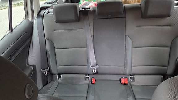 Volkswagen Golf VII 4 of 9