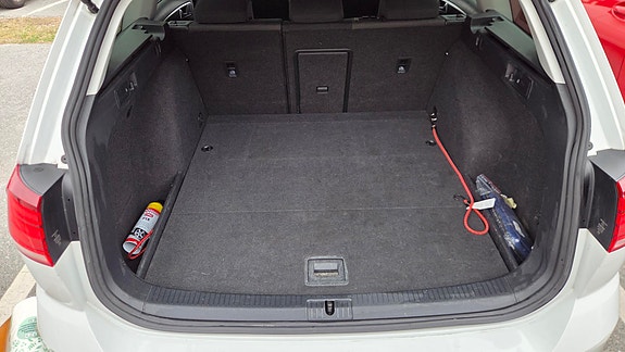 Volkswagen Golf VII 9 of 9