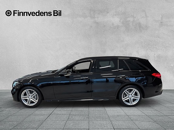 Mercedes-Benz C300 2 of 5