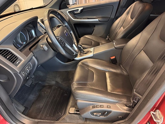 Volvo XC60 5 of 5