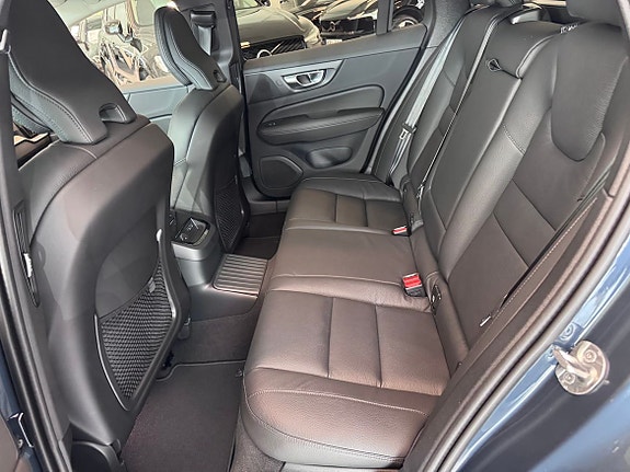 Volvo V60 6 of 9