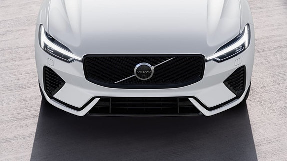 Volvo XC60 4 of 5