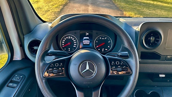 Mercedes-Benz Sprinter 316 9 of 16
