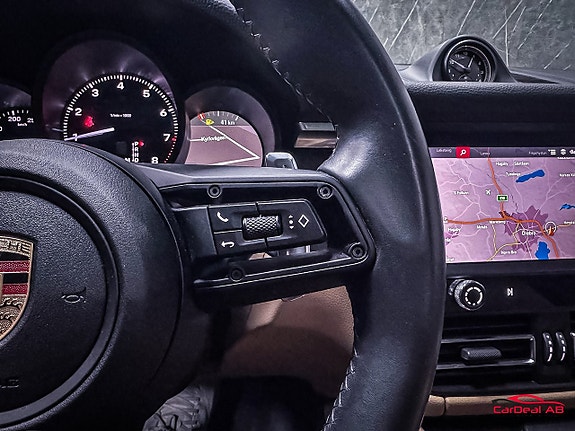 Porsche Macan 24 of 30